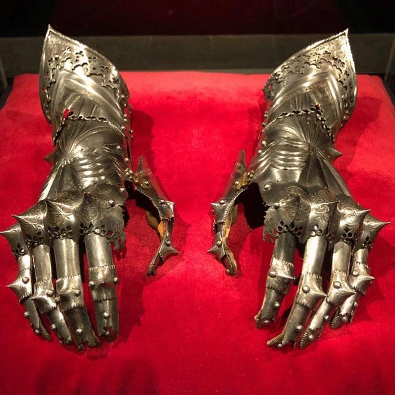 Holy Roman Emperor Maximillian I Wore Armored Gloves Until His Death